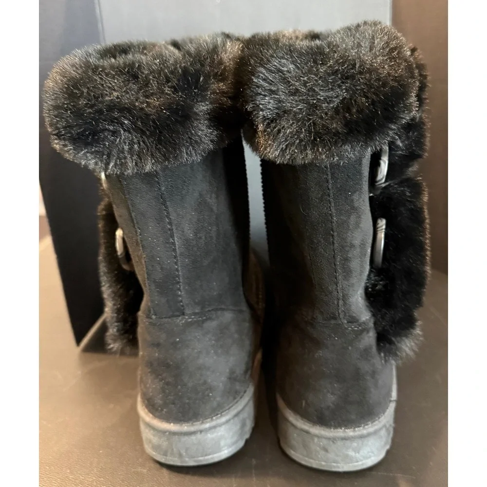 SO Womens 7.5 Abigail‎ Winter Boots Black Faux Suede Fur Trim Button Detail